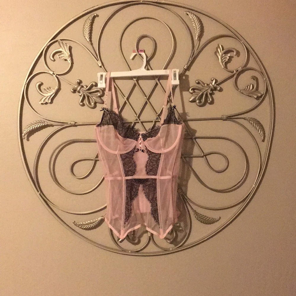 Victoria Secret Corset pink with black lace 💎
